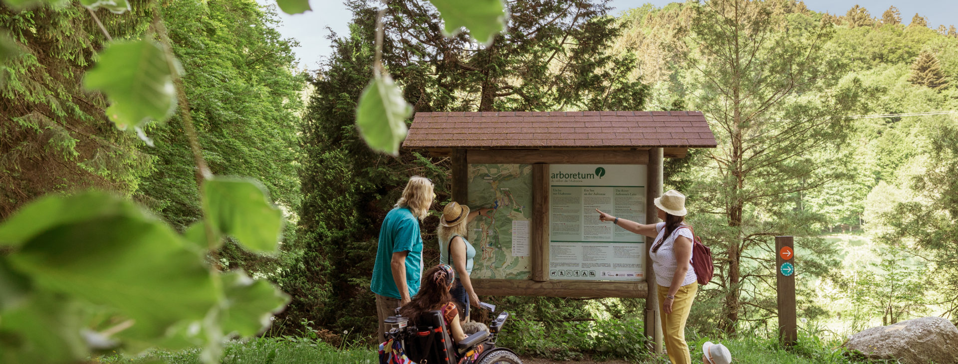 Découvrez l'Arboretum en toute liberté grâce au fauteuil tout-terrain JTS 